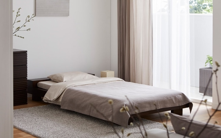 ベッド（ダブル）FLOU 興味深 TADAO デザイナーズ家具 